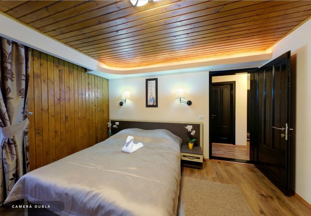Hotel Hillden Lodge&Restaurant Drumu Carului Ngoại thất bức ảnh